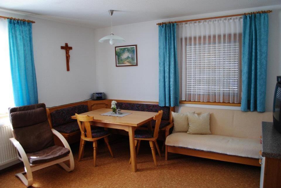 Apartment Maierhof Flirsch Kamer foto